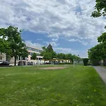 Modernes Und Gemuetliches Studio In Karlsruhes Zentrum - Apolonialiving