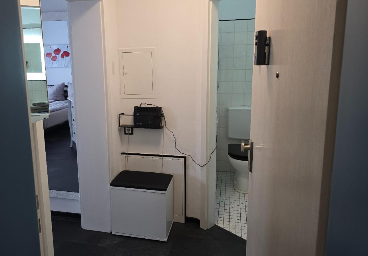 Modernes Und Gemuetliches In Karlsruhes Zentrum - Apolonialiving Apartment