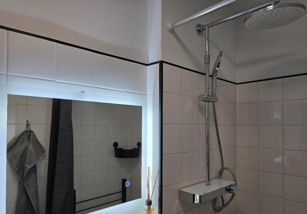 Modernes Und Gemuetliches In Karlsruhes Zentrum - Apolonialiving Apartment Karlsruhe