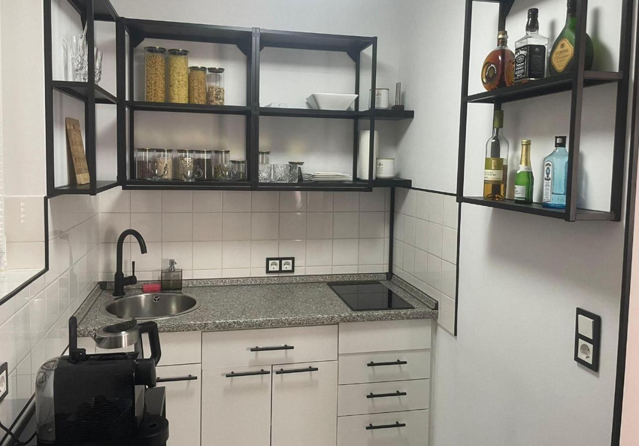 Apartment Modernes Und Gemuetliches In Karlsruhes Zentrum - Apolonialiving *